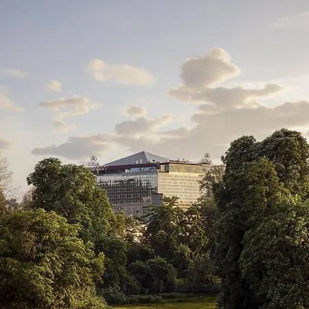 Hilton Prague Atrium-3